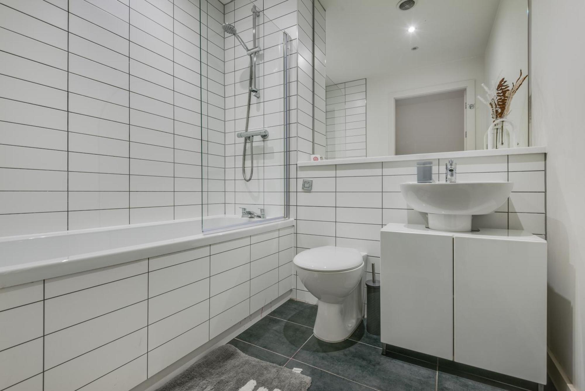 Huge Long Stay Offers! Lux City-Edge Stay! Perfect For Business & Leisure リヴァプール エクステリア 写真